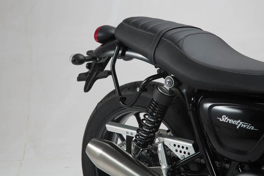 Triumph Street Twin 900 [SW-MOTECH] – Vista detallada del sistema de bolsas laterales Legend LC