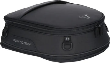 Moto Guzzi V7 850 Stone Special [SW-MOTECH] – Bolsa trasera extensible ION S