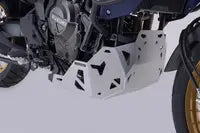 Suzuki V-Strom 800 DE [2023-2026] - barra de protección del motor plateada – imagen 10