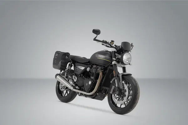 Triumph Speed Twin 1200 [2019-2024] - Sistema de bolsas laterales Legend Gear LC2 Black Edition - Imagen 3