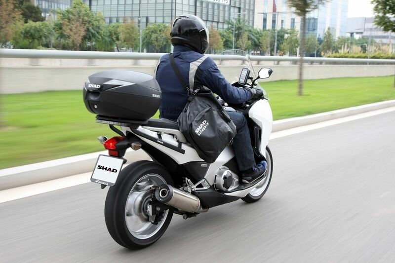 Honda Z 125 [SHAD] - SH39 baúl negro 3kg 39L