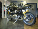 Triumph Thruxton 1200 [DISEÑO DE ACCESO] - soporte de matrícula paso de rueda negro Triumph Thruxton 1200