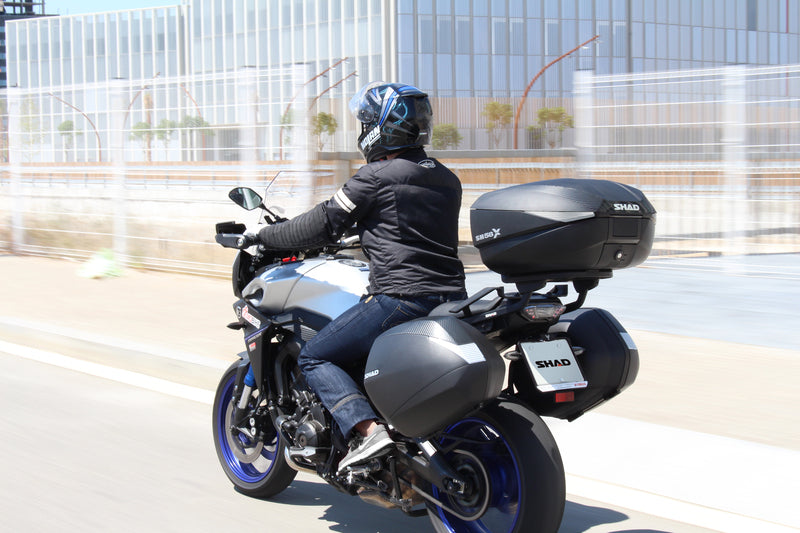 Kymco Ak 550 [SHAD] - Top Case SH58X - Cubierta de carbono incl.