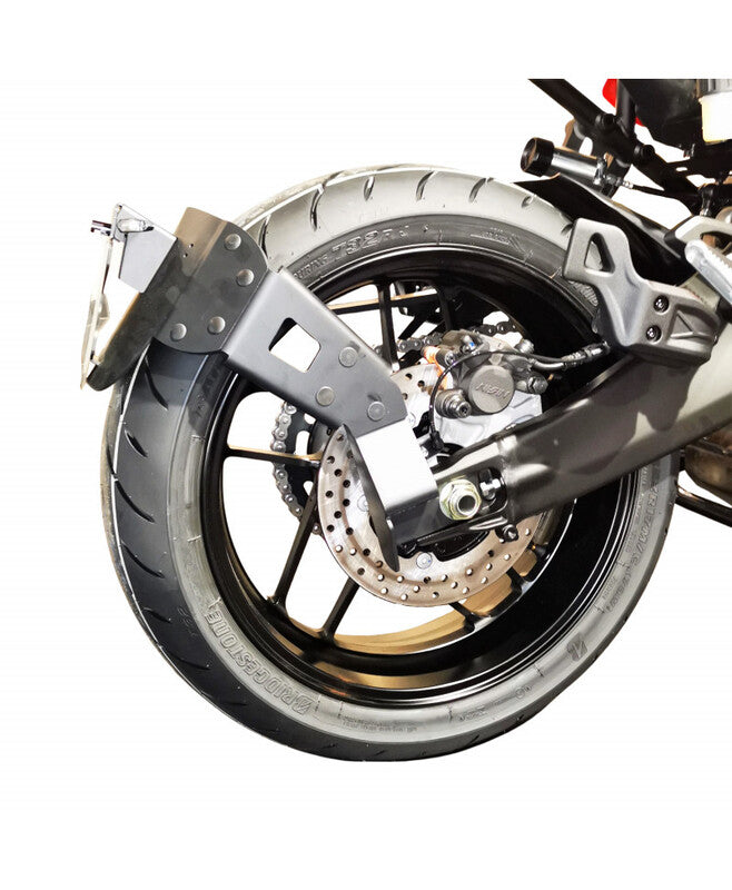 Yamaha Tracer 9 Y-Amt [DISEÑO DE ACCESO] - Soporte de matrícula ''Wheel Fitted'' Negro - Yamaha MT-09 Tracer/GT