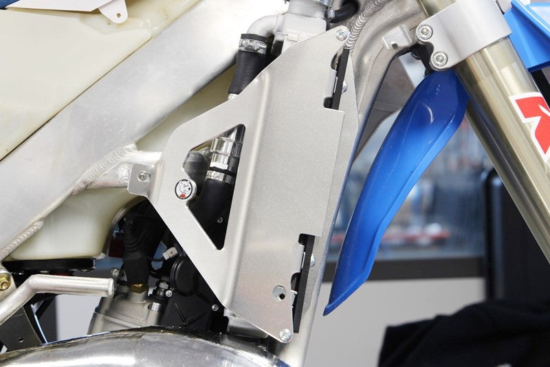 Tm Racing EN 144 FI [2022] - Xtrem Kühlerschutz Schwarz - TM Racing