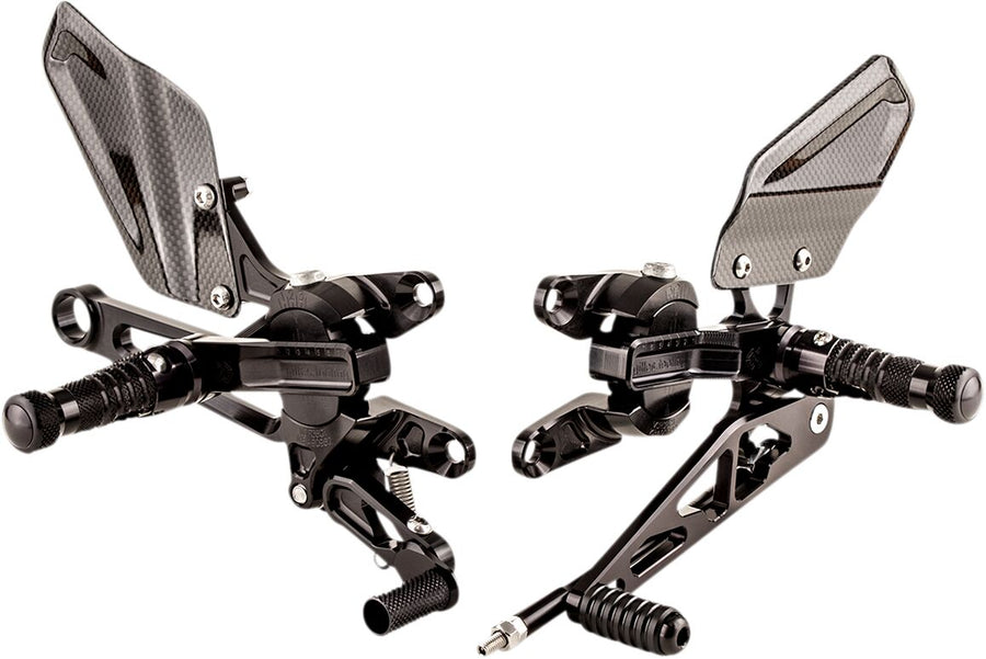 Aprilia Tuono 1000 [GILLES TOOLING] – Sistema de reposapiés ajustable