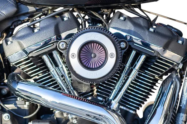 Harley-Davidson FLHFB 1868 Electra Glide Highway King 114 [2023] - Air Stinger Stealth Luftfiltersatz – Oberfläche: Schwarz, Verchromt – Bild 9