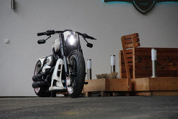 Harley Davidson V-Rod [CULT WERK] – Carenado de faro - 0