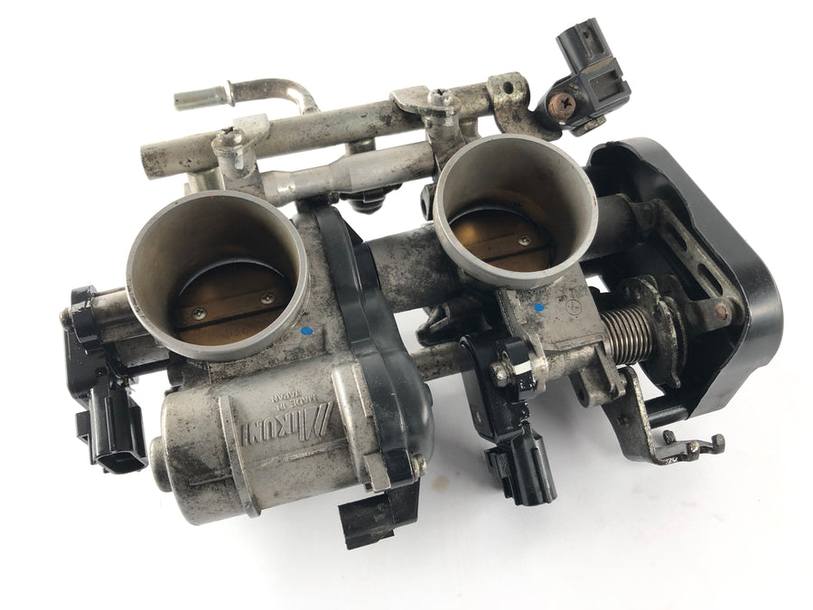 Yamaha XT 1200 Z Super Tenere DP01 [2012] - Ciburador del puente de inyección
