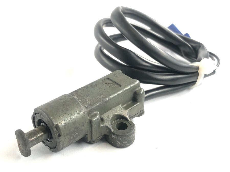 Yamaha YZF R6 RJ03 [2000] - Soporte lateral del interruptor de soporte lateral