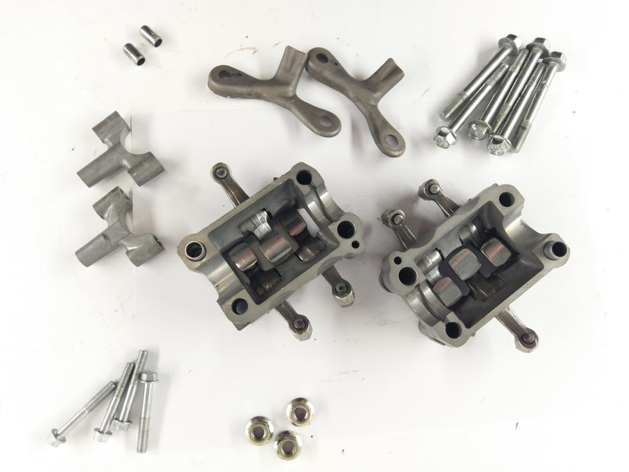 Honda Africa Twin XRV 650 RD03 [1989] - Camshaftbocks con un juego de palanca de inflexiones