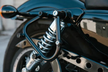 Harley-Davidson XL 883 R [2008–2015] – SLC Seitenträger links