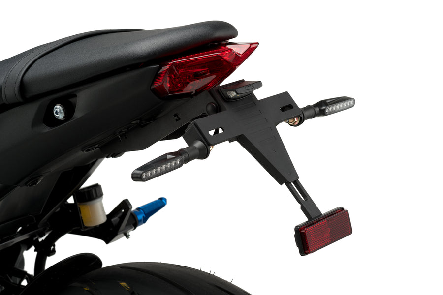 KTM RC 390 [2025] – Luz de matrícula LED Ángulo – Negro
