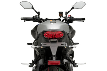YAMAHA MT-10 / MT-10 SP [de 2022] - soporte para matrícula | Negro | PUIG 21411N