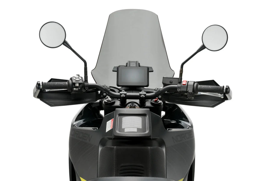 HUSQVARNA NORDEN 901 EXPEDITION [2025] - pantalla de gira - muy tintada