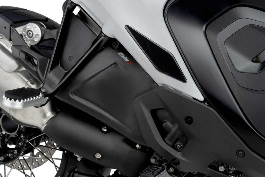 BMW R 1300 GS TROPHY [2025] – Carenado lateral inferior – Negro mate