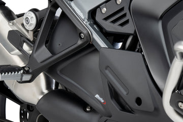 BMW R 1300 GS ADVENTURE [2025] – carenado lateral inferior – aspecto carbono