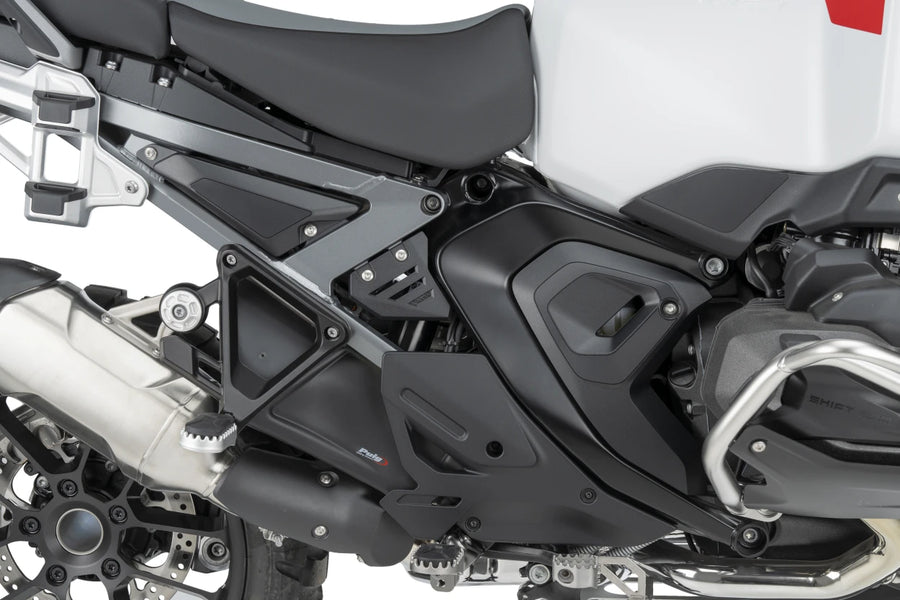 BMW R 1300 GS ADVENTURE [2025] – carenado lateral inferior – aspecto carbono