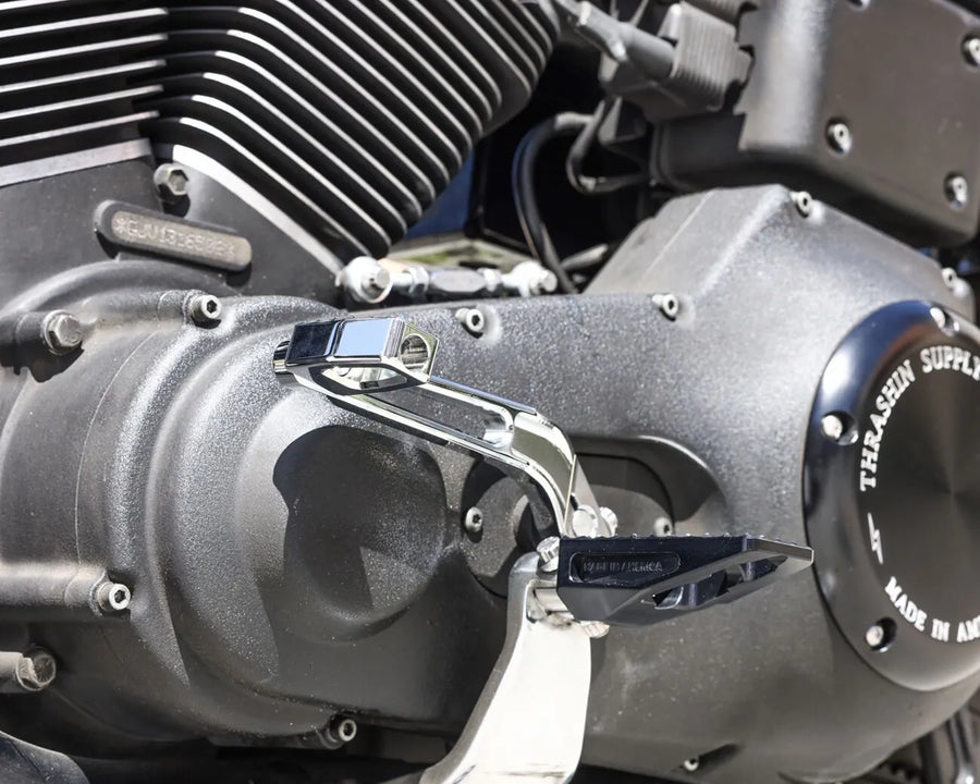 harley davidson sportster s rh 1250 s [THRASHIN SUPPLY CO.] - clavija de cambio P-54