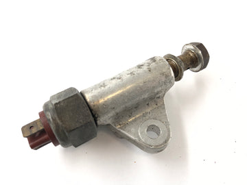 Moto Guzzi GTS 400 [Benelli] - interruptor de luz de freno