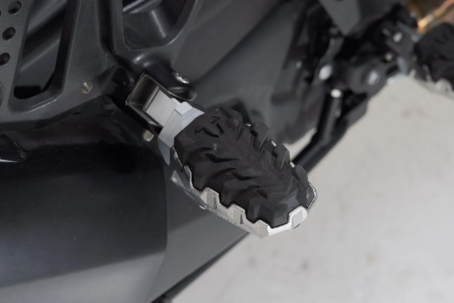 Harley Davidson Pan America 1250 [SW-MOTECH] – Reposapiés Evolution