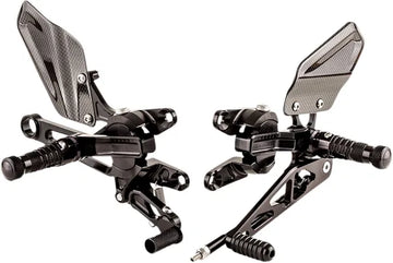 Aprilia Tuono 1000 [GILLES TOOLING] – Sistema de reposapiés ajustable