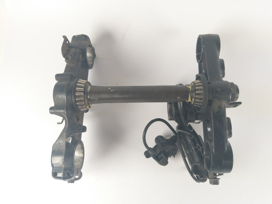 Suzuki DR 650 SP42B - Puente de la bifurcación con encendido y bloqueo del asiento 1 llave