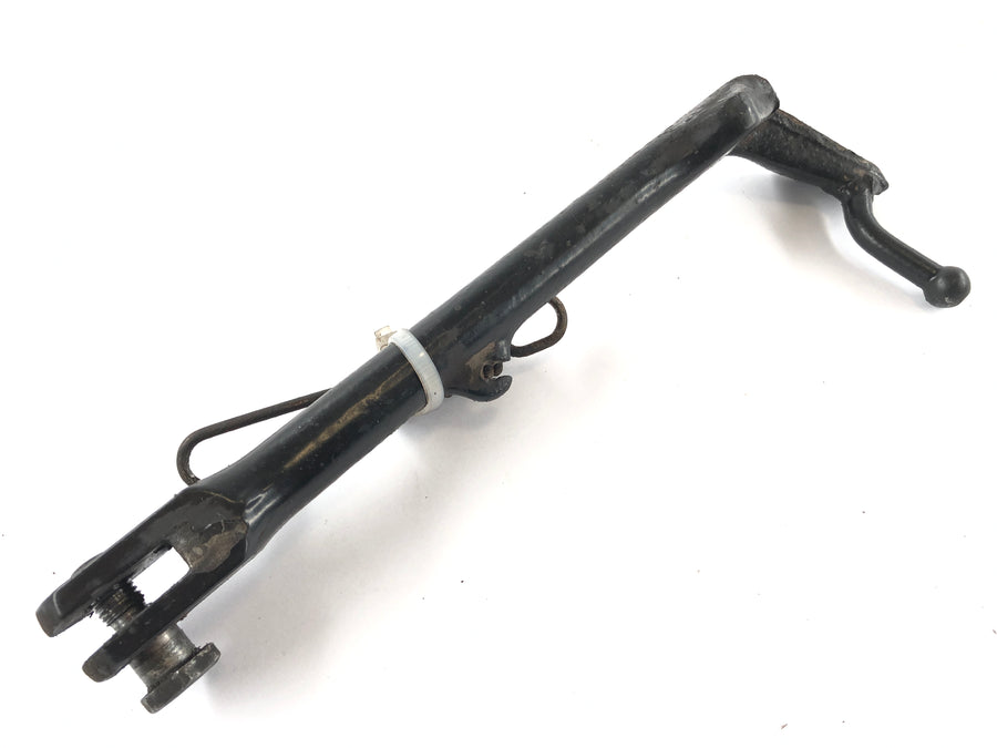 Honda CB 550 F [Super Sport] - Stand Side se encuentra con primavera