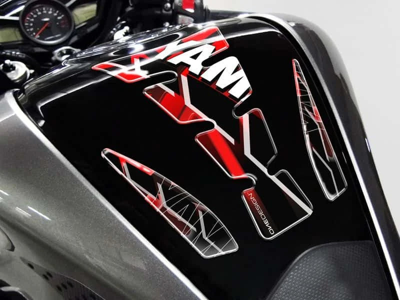 YAMAHA YZF 1000 R THUNDERACE [2002] – Protector de depósito tipo ala – plateado