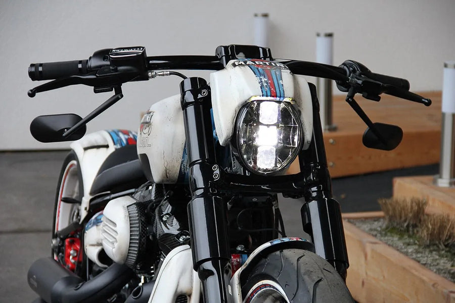 Harley Davidson V-Rod [CULT WERK] – Carenado de faro