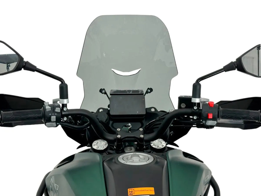 Benelli TRK 702 [WRS] – Parabrisas