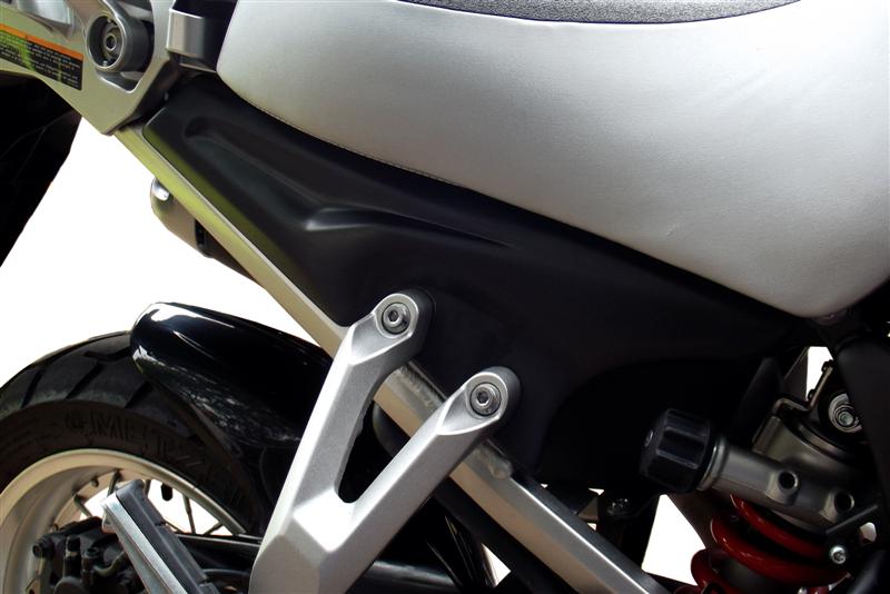 YAMAHA XT 1200 ZE SUPER TENERE [2019] – Tapas laterales – Negro mate