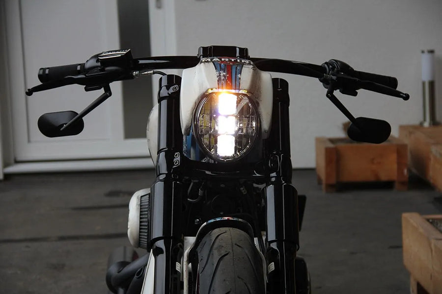 Harley Davidson V-Rod [CULT WERK] – Carenado de faro