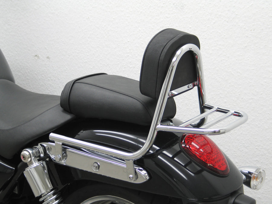 Triumph Thunderbird 1600 [2009] - barra de mariquita hecha de tubería con almohadas y estante de equipaje