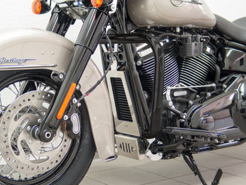 Harley Davidson Softail (Milwaukee -Eight 107/114) [2018] - Barra protectora, versión grande hecha de tubo de 38 mm, negro