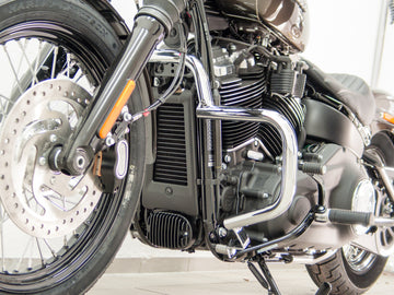 Harley Davidson Softail (Milwaukee -Eight 107/114) [2018] - Barra protectora, hecha de tubería de 32 mm, forma plana