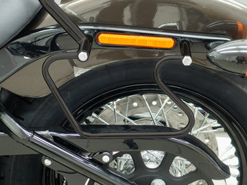 Harley Davidson Softail Street Bob (Milwaukee -Eight 107/114) [2018] - Bolsas de embalaje, negro