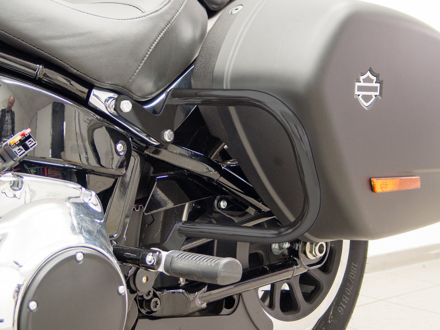 Harley Davidson Softail Sport Glide (Milwaukee -Eight 107/114) [2018] - Barras de protección traseras para maletas, negro