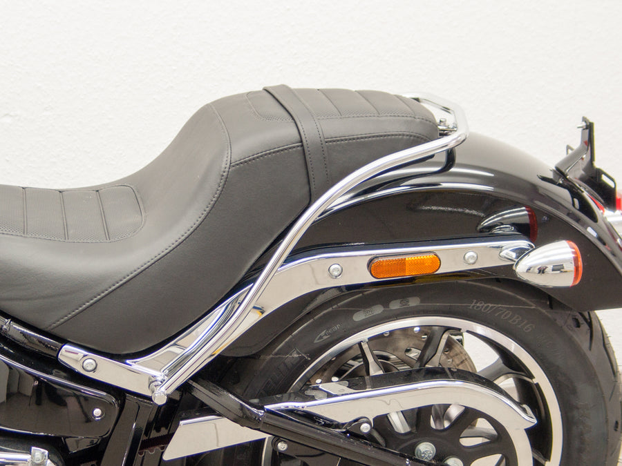 Harley Davidson Softail Low Rider (Milwaukee -eight 107/114) [2018] - Border de asiento