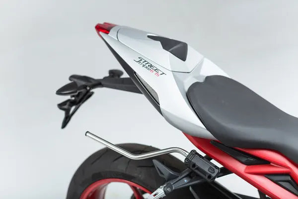 Daytona 660 [SW-MOTECH] – Espaciadores BLAZE para alforjas