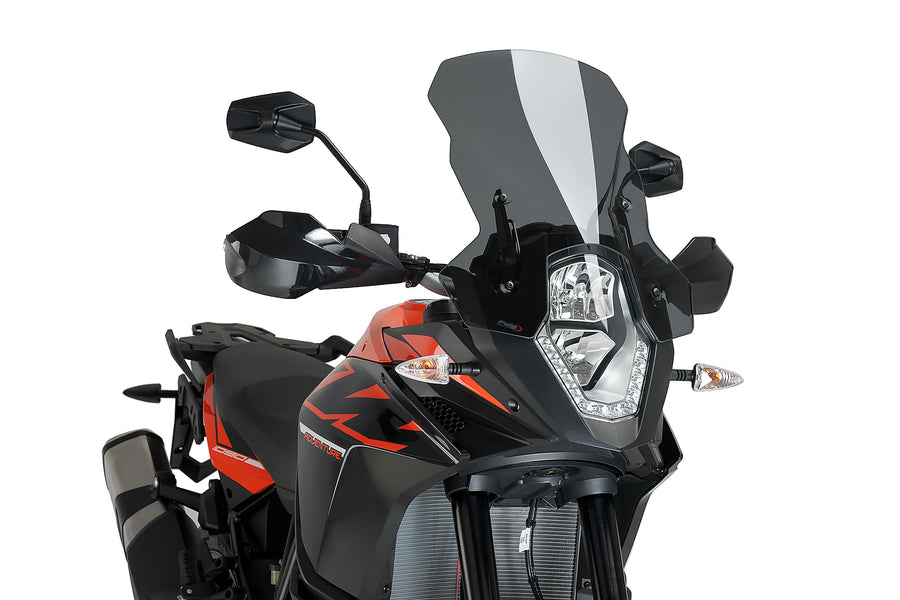 TRIUMPH BONNEVILLE T 120 NEGRO [2025] - Cúpula Touring PUIG | Muy tonificado | PUIG 6494F