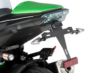 KAWASAKI Z800 2013–2017 - Kennzeichenhalter | Schwarz | PUIG 6548N
