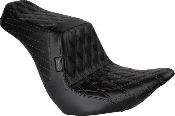 Harley Davidson FXLRST [LE PERA] – Asiento delantero con cola levantada