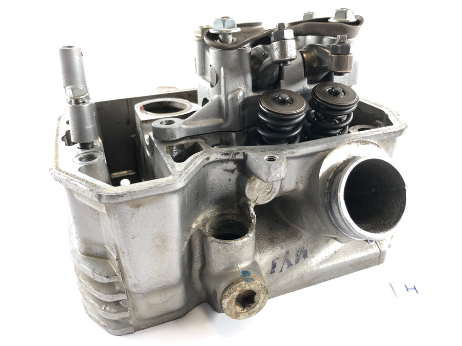 Honda Africa Twin XRV 750 RD07 [1993] - Cadera de cilindro en la parte posterior del cilindro