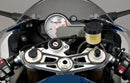 BMW S 1000 RR [ONEDESIGN] – Vista detallada de la almohadilla de protección de triple abrazadera