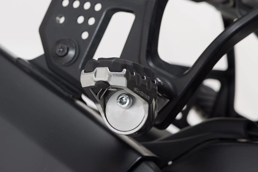 Harley Davidson Pan America 1250 [SW-MOTECH] – Reposapiés Evolution