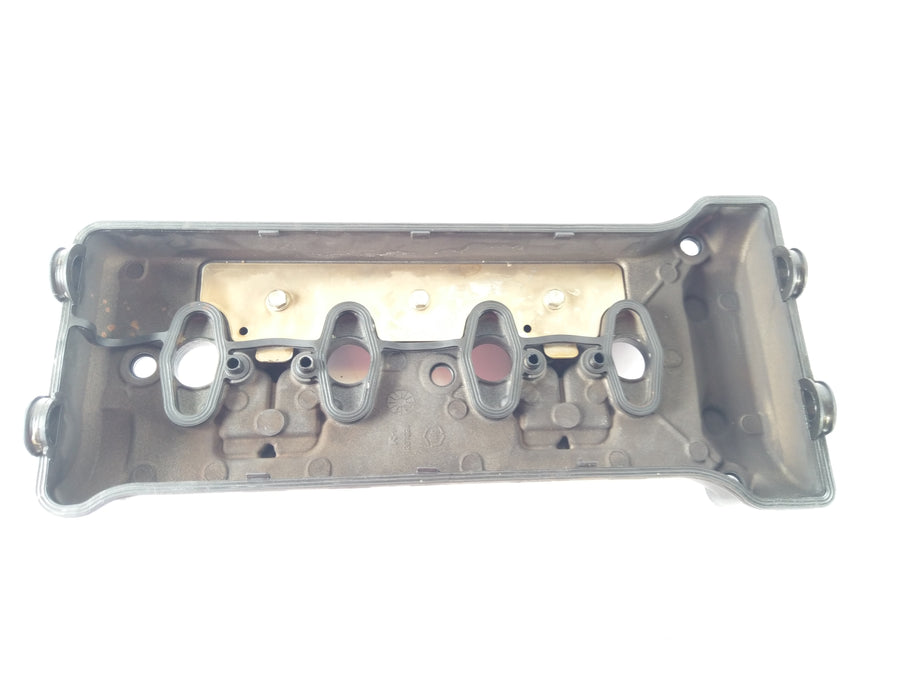 Honda CBR 900 RR SC50 - Tapa de la válvula del motor con ventilación de la carcasa en buenas condiciones