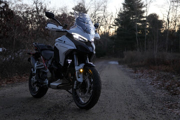 Ducati Multistrada V4 [DENALI] - Soporte de luz de marcha superior - 0