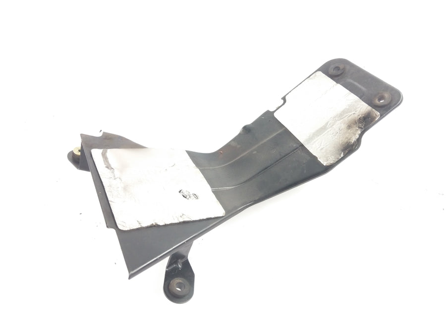 Suzuki Intruder 1500 VL [2000] - Protección térmica del cilindro trasero