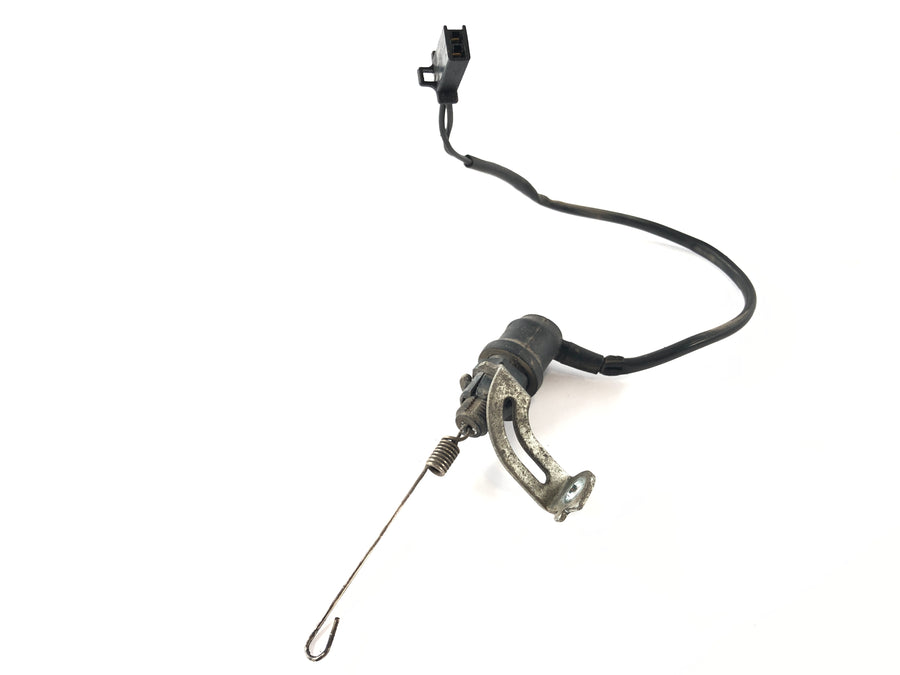 Yamaha YZF 750 R 4hn [1995] - Interruptor de la luz de freno en la parte posterior